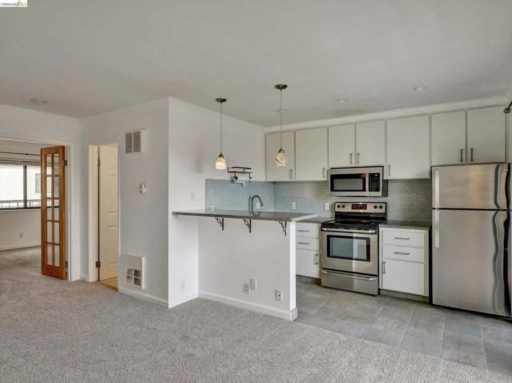 5 Embarcadero West Oakland CA 94607