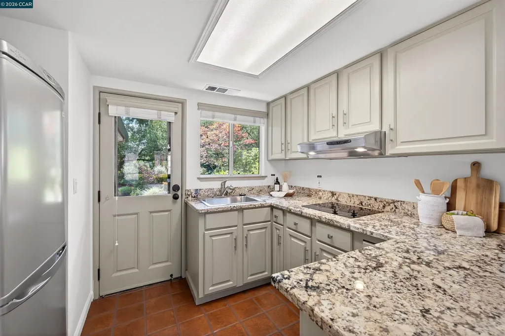 60 Karol Lane Pleasant Hill CA 94523