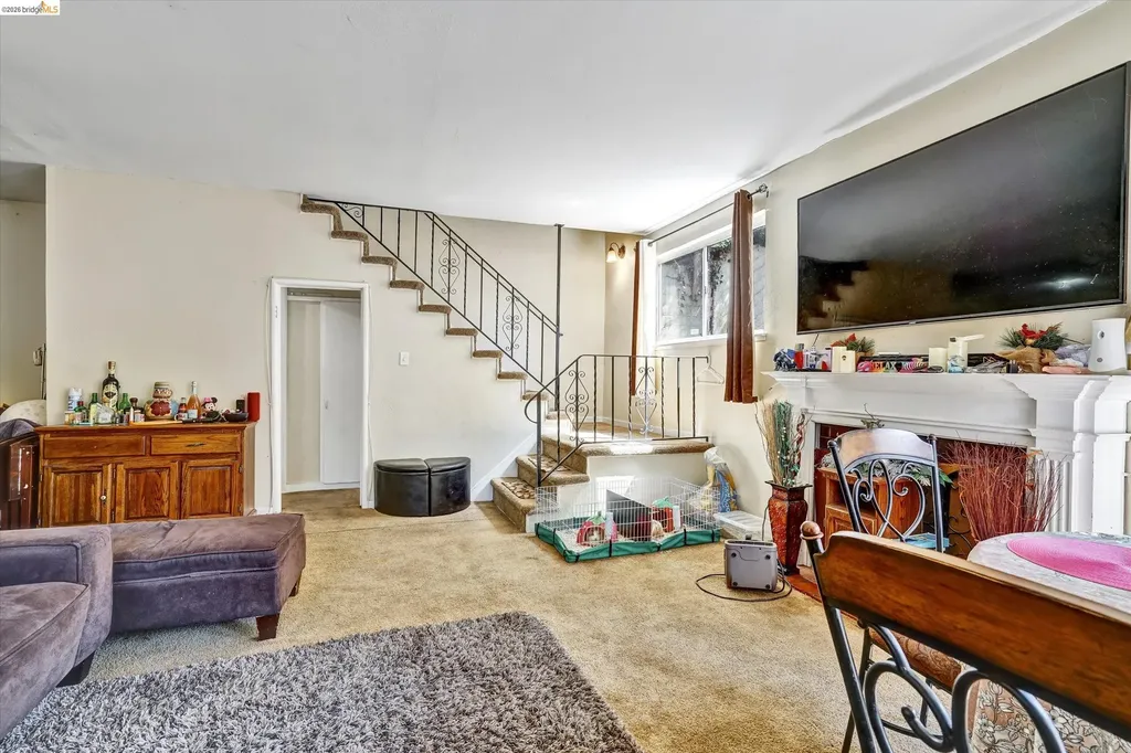 1390 Highland Boulevard Hayward CA 94542