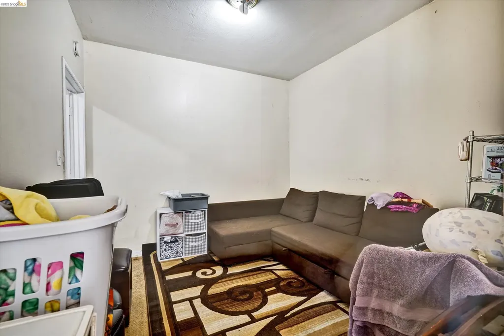 1390 Highland Boulevard Hayward CA 94542
