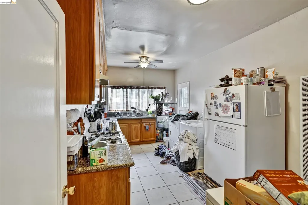 1390 Highland Boulevard Hayward CA 94542