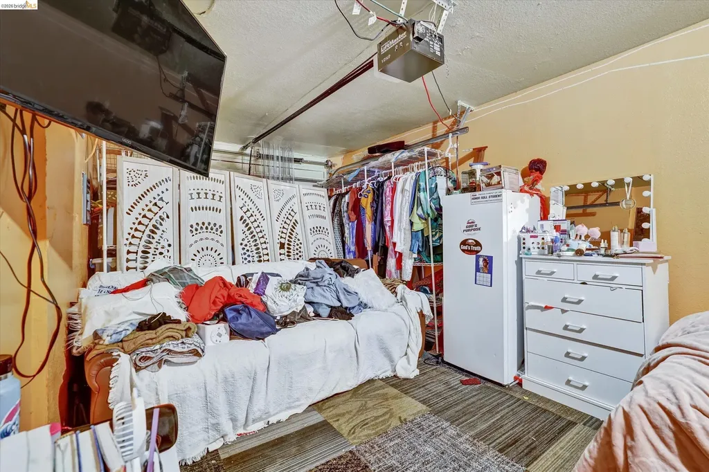 1390 Highland Boulevard Hayward CA 94542
