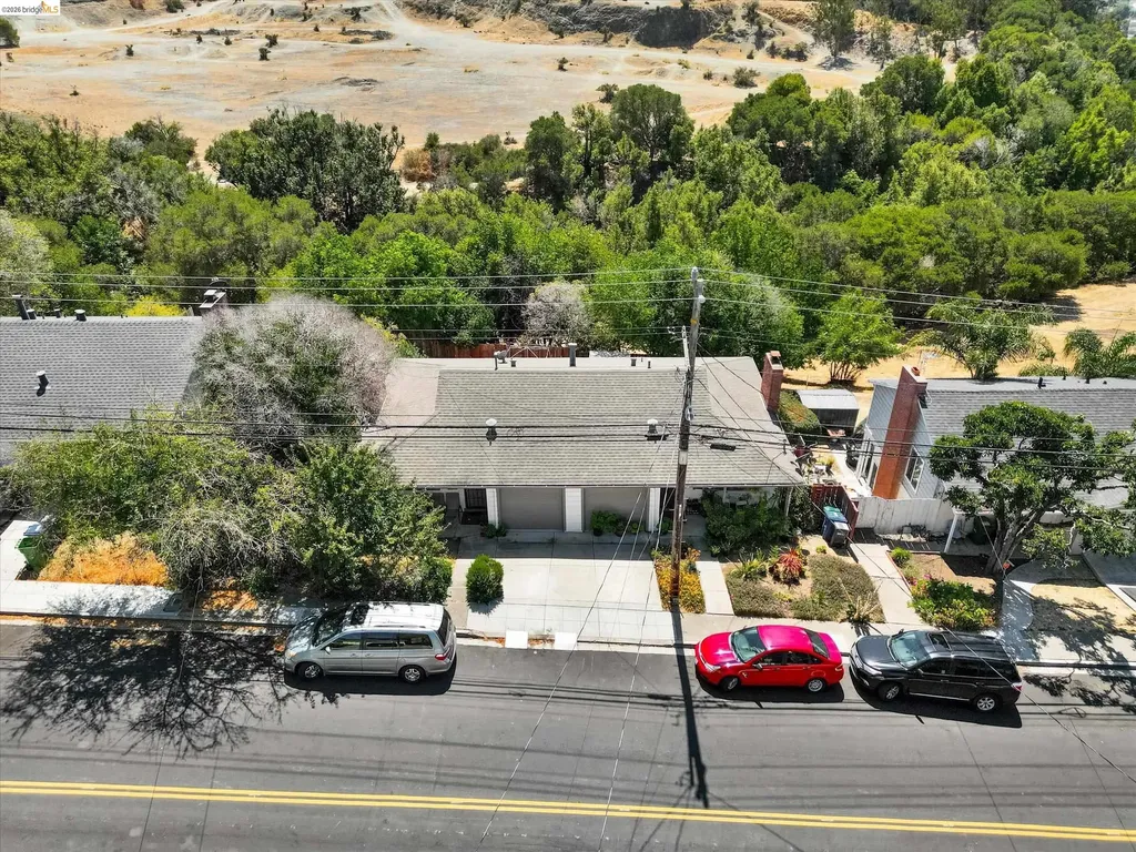 1390 Highland Boulevard Hayward CA 94542