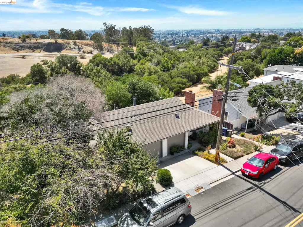 1390 Highland Boulevard Hayward CA 94542