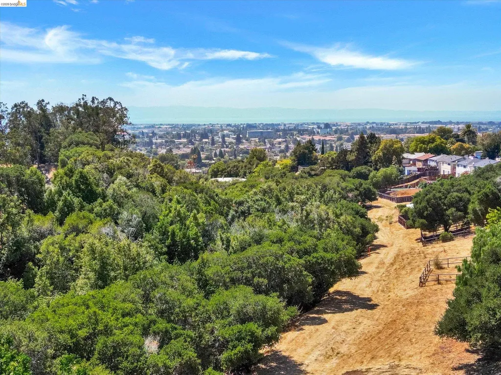1390 Highland Boulevard Hayward CA 94542