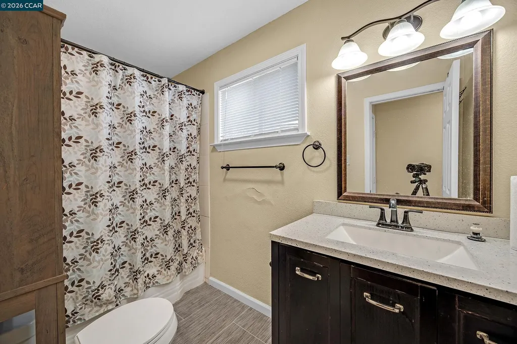 7 Lawrence Avenue Antioch CA 94509