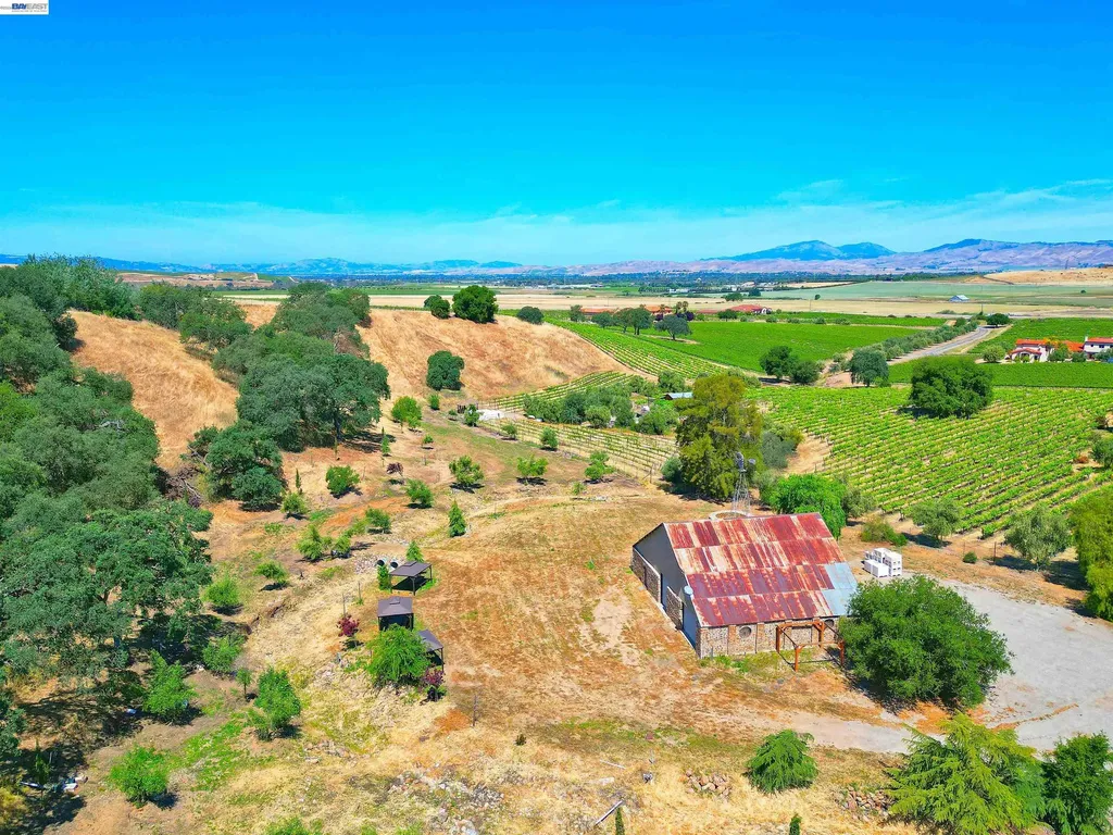 5625 Greenville Road Livermore CA 94550