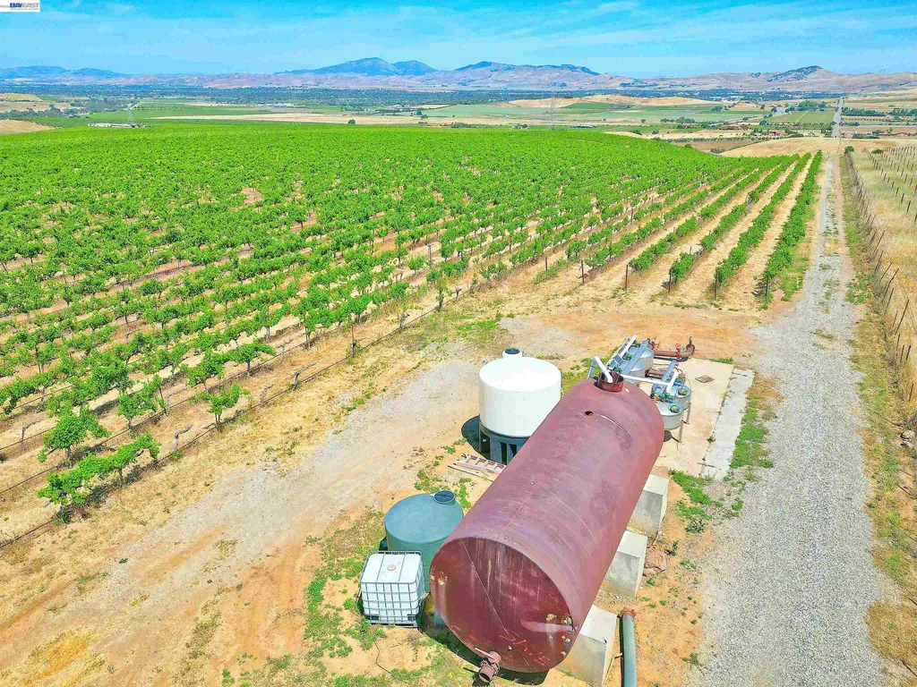 5625 Greenville Road Livermore CA 94550