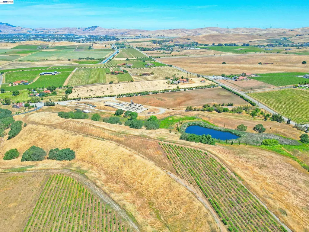 5625 Greenville Road Livermore CA 94550