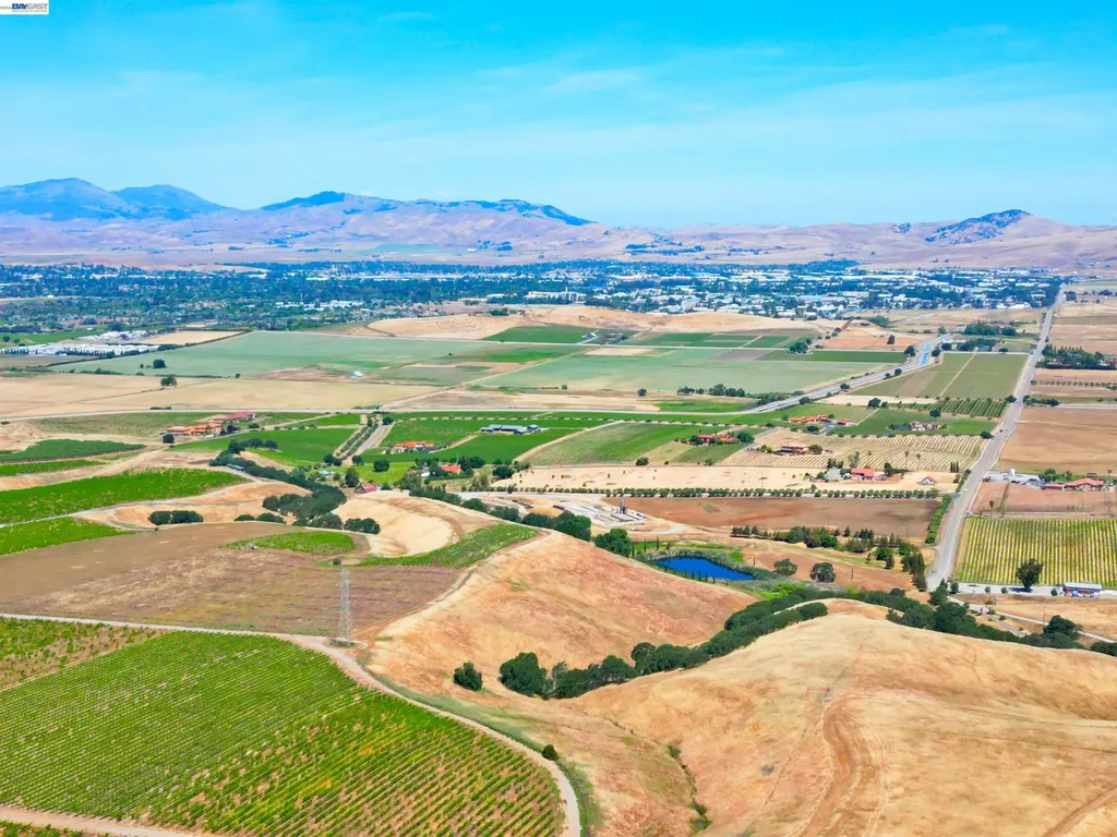 5625 Greenville Road Livermore CA 94550