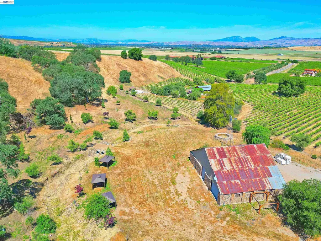 5625 Greenville Road Livermore CA 94550
