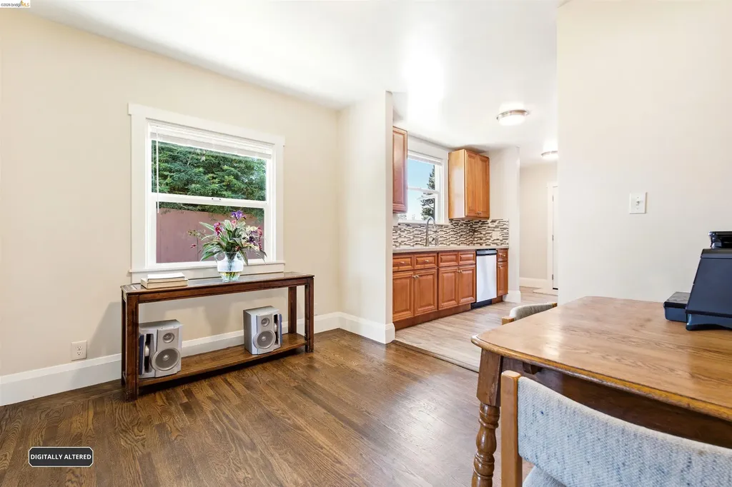 4203 Redding Oakland CA 94619