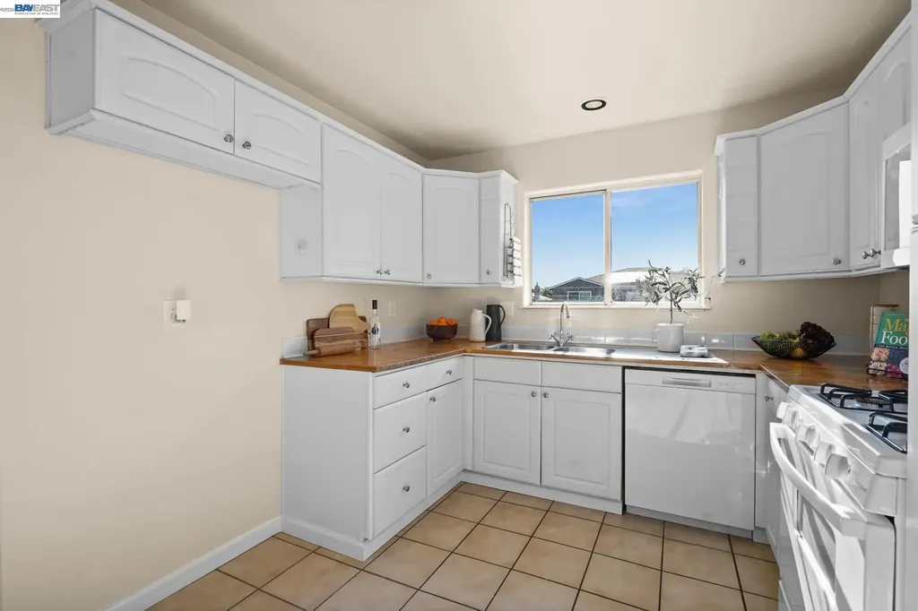 1334 Aster Drive Antioch CA 94509