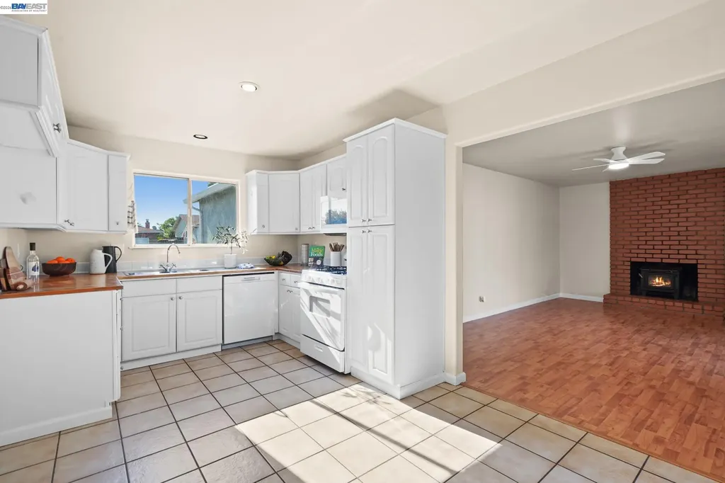 1334 Aster Drive Antioch CA 94509