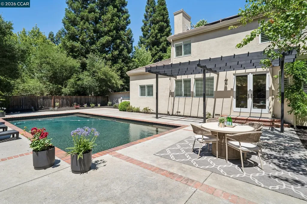 136 Lark Court Alamo CA 94507
