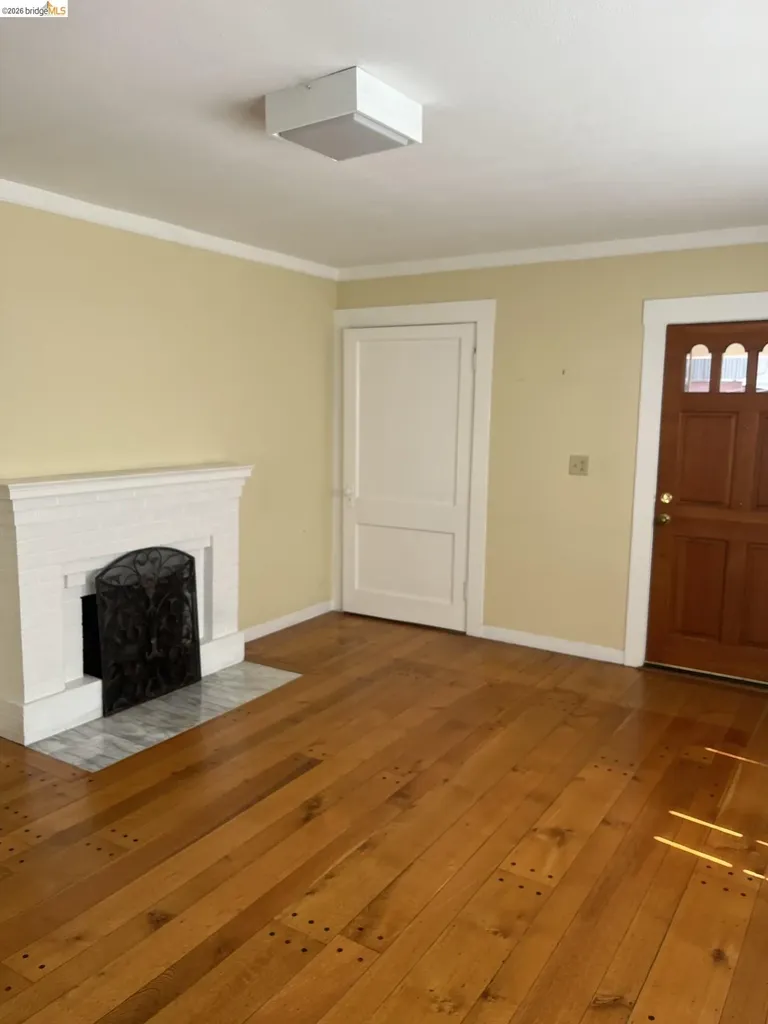 4009 Canon Avenue Oakland CA 94602