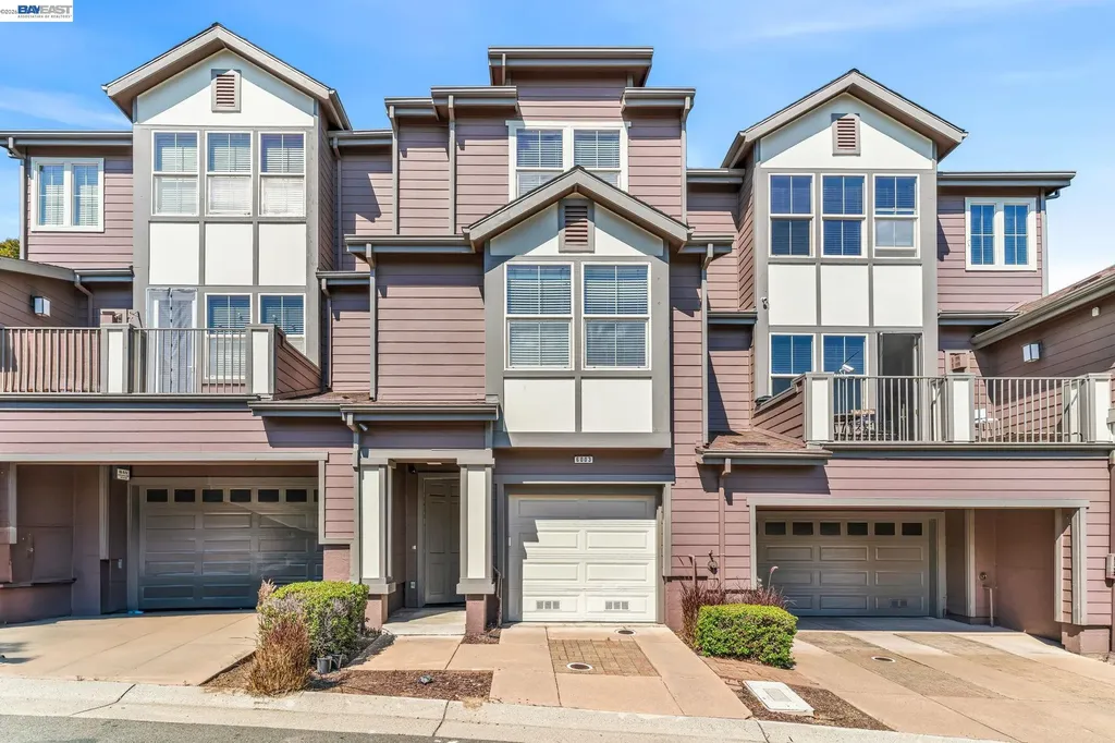 6003 Old Quarry Loop Oakland CA 94605
