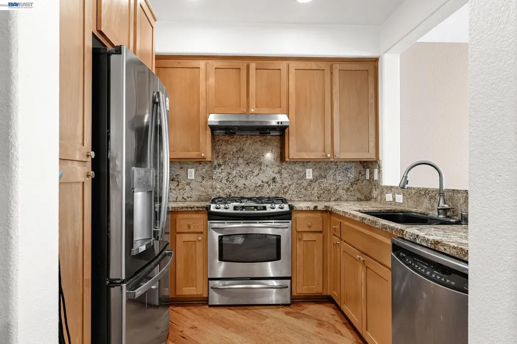 6003 Old Quarry Loop Oakland CA 94605