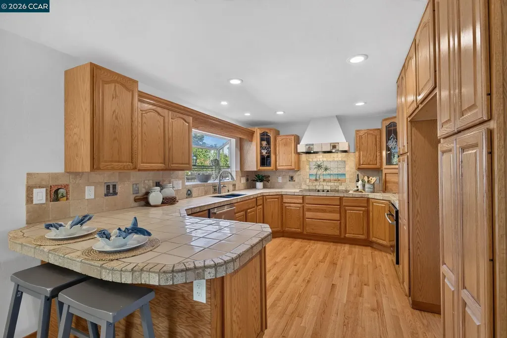 827 Wilmore Avenue Concord CA 94518