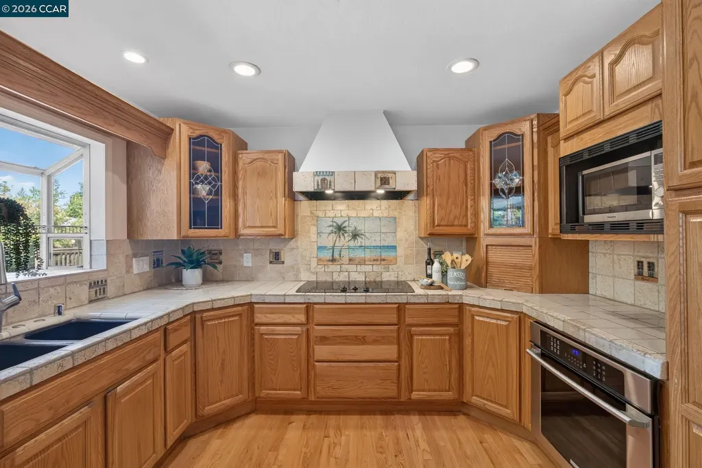 827 Wilmore Avenue Concord CA 94518