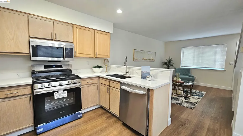 1826 Vicksburg Avenue Oakland CA 94601