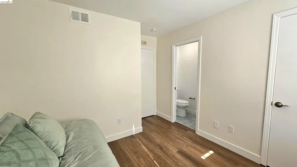 1826 Vicksburg Avenue Oakland CA 94601