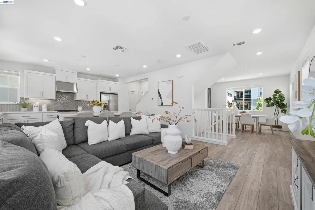 9137 Seawind Way Newark CA 94560