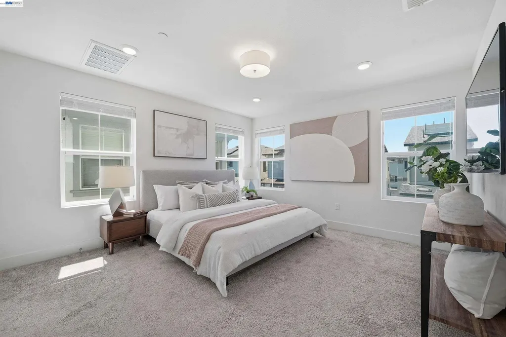 9137 Seawind Way Newark CA 94560