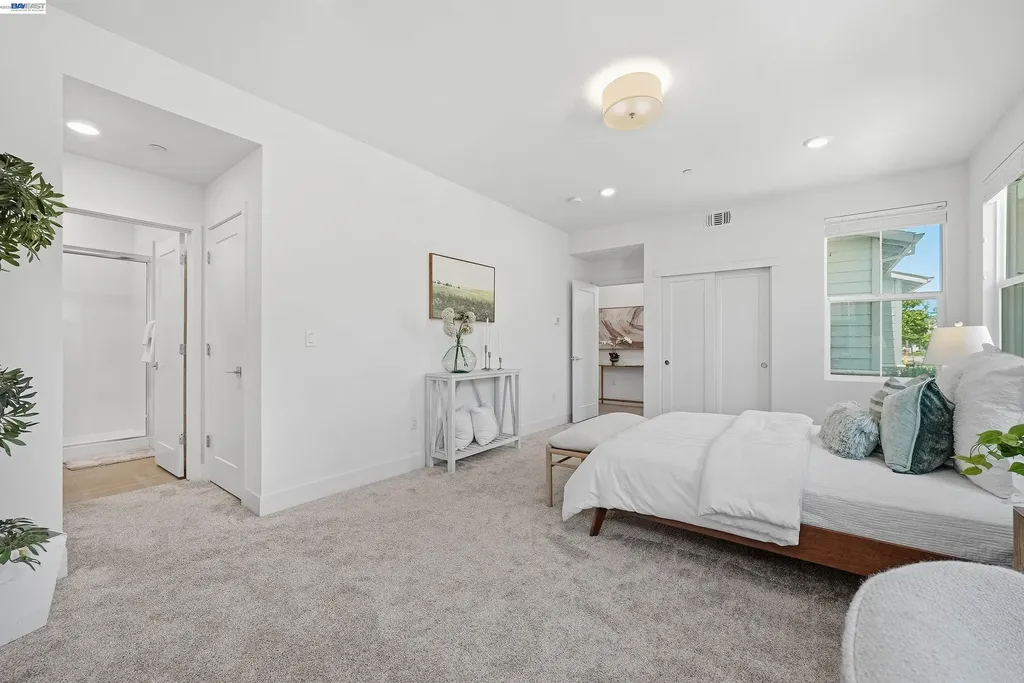 9137 Seawind Way Newark CA 94560
