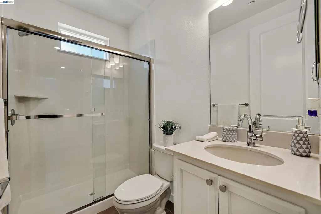5885 Cadence Avenue Dublin CA 94568