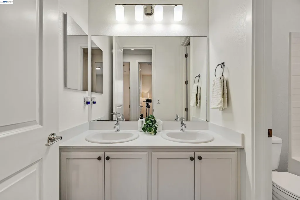 5885 Cadence Avenue Dublin CA 94568