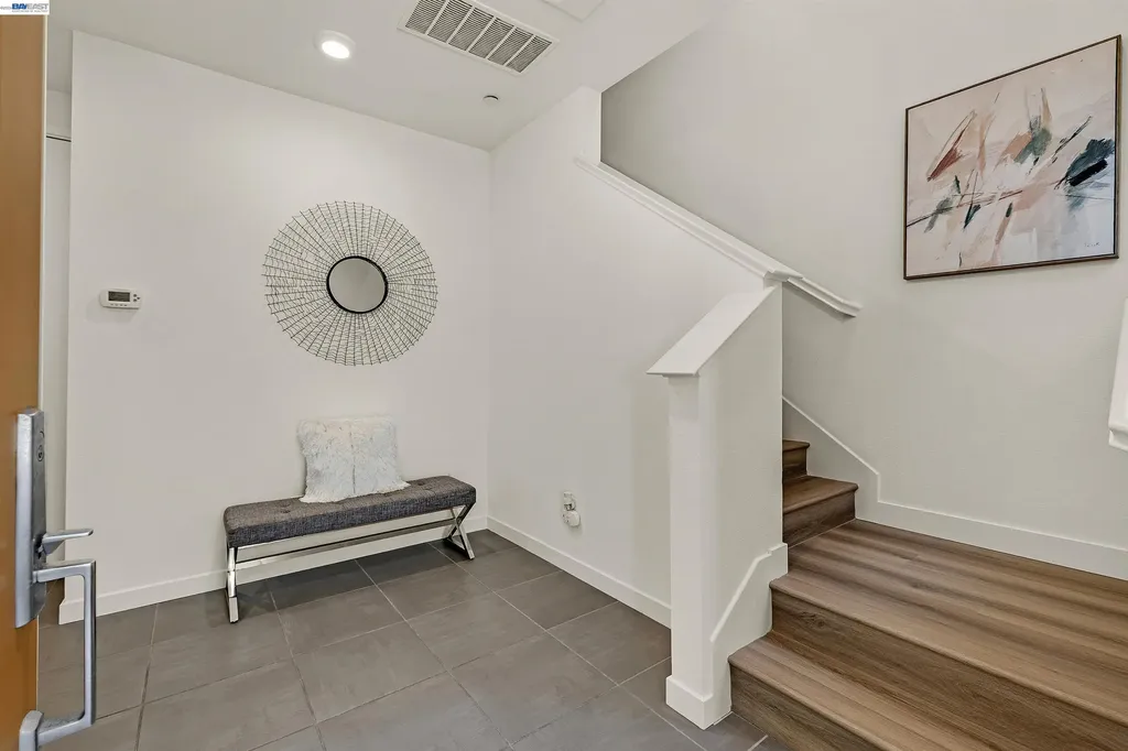 5885 Cadence Avenue Dublin CA 94568