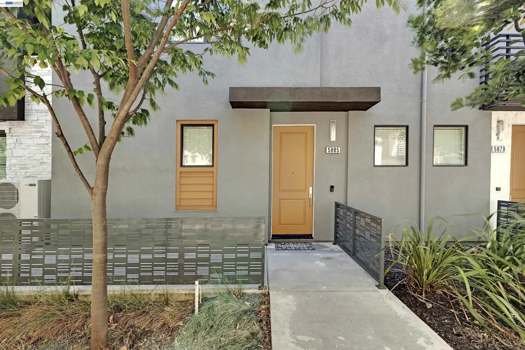5885 Cadence Avenue Dublin CA 94568