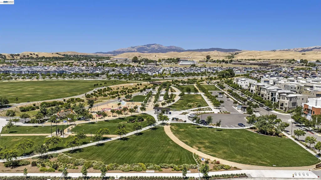 5885 Cadence Avenue Dublin CA 94568