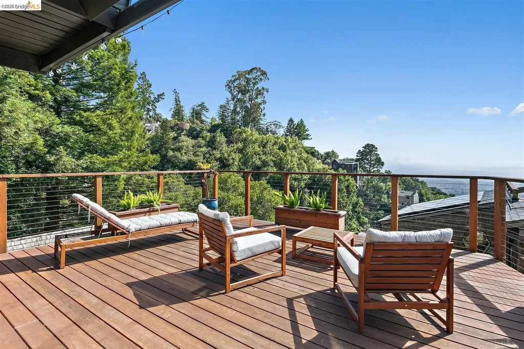 1357 Glendale Avenue Berkeley CA 94708