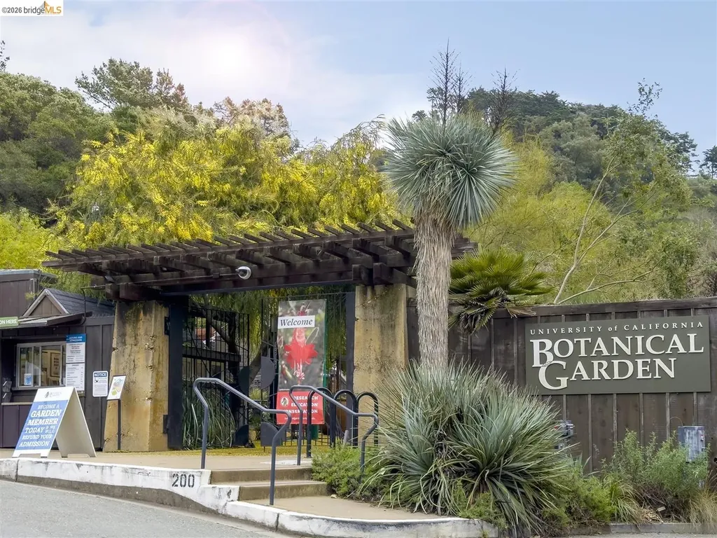 1357 Glendale Avenue Berkeley CA 94708