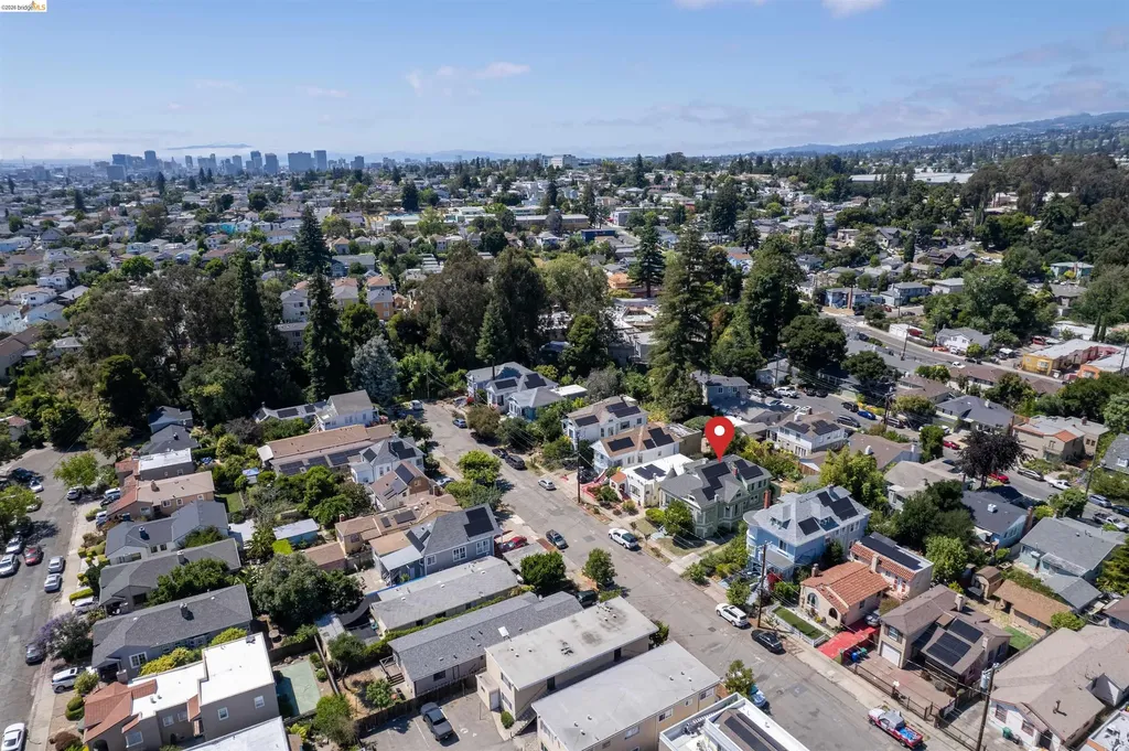 3044 Blossom Street Oakland CA 94601