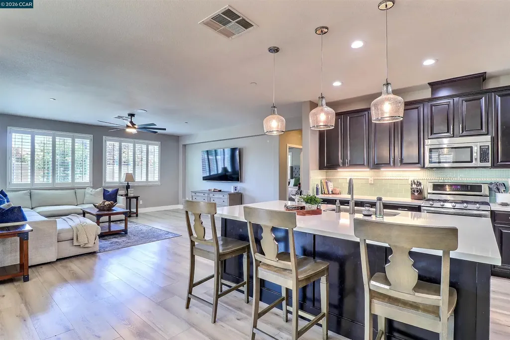 803 Pathfinder Court Oakley CA 94561