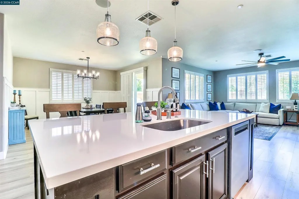 803 Pathfinder Court Oakley CA 94561