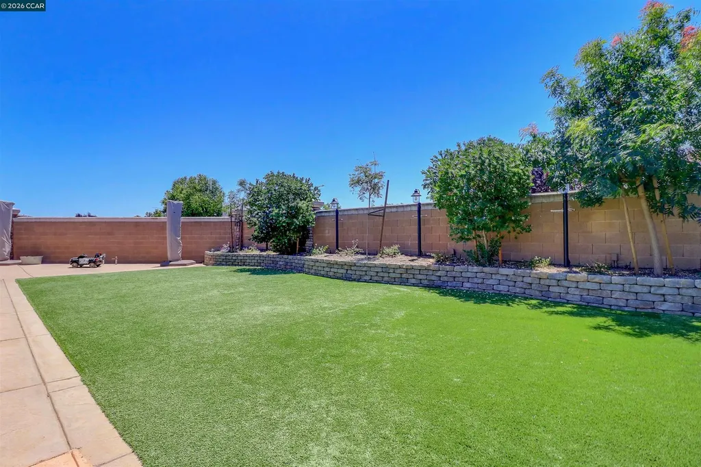 803 Pathfinder Court Oakley CA 94561