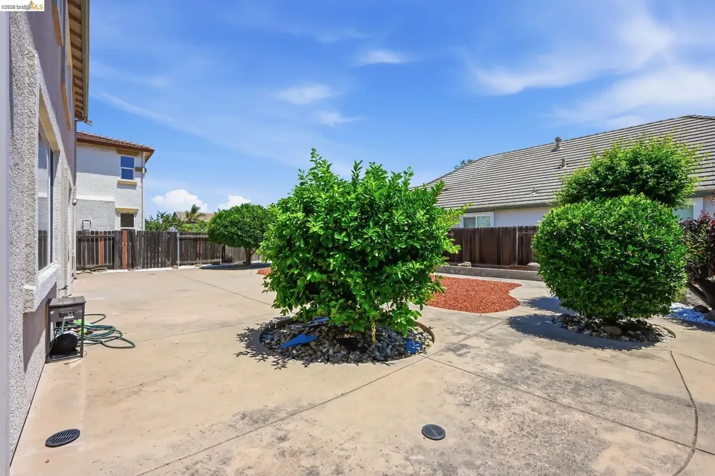 74 Vella Circle Oakley CA 94561