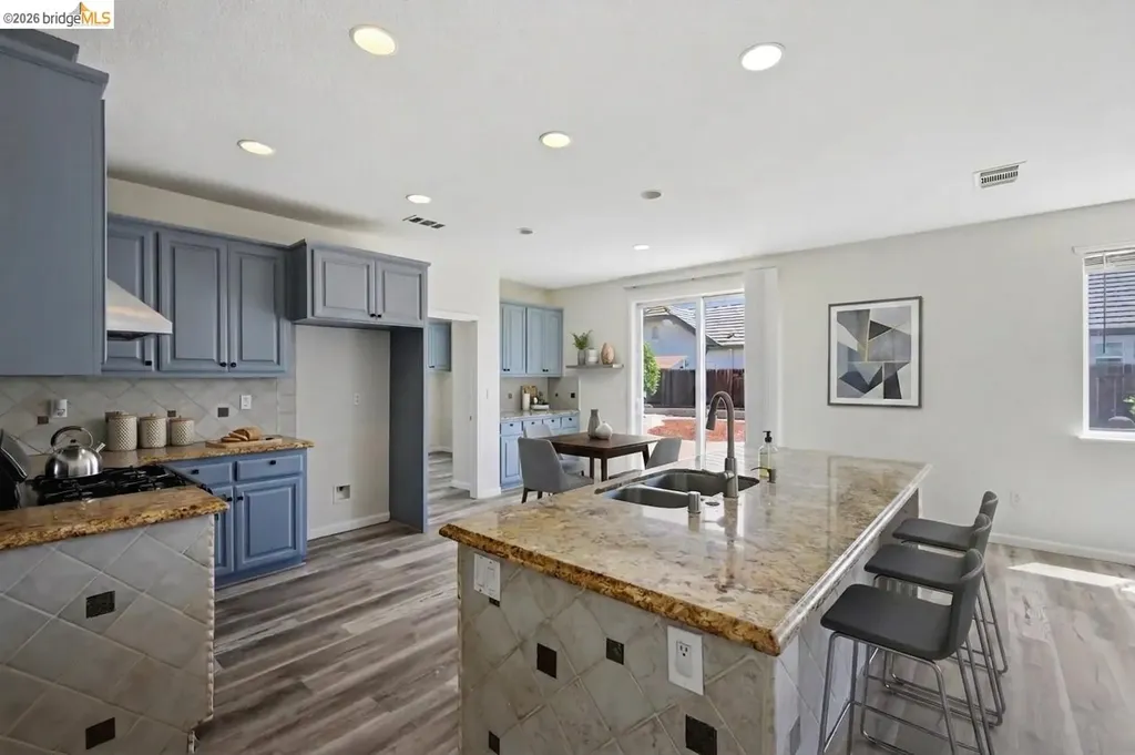 74 Vella Circle Oakley CA 94561