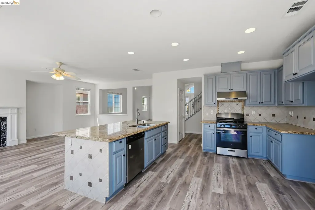 74 Vella Circle Oakley CA 94561