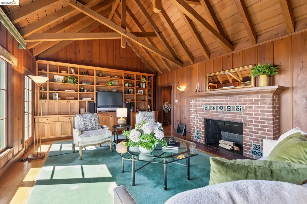 706 Hilldale Avenue Berkeley CA 94708