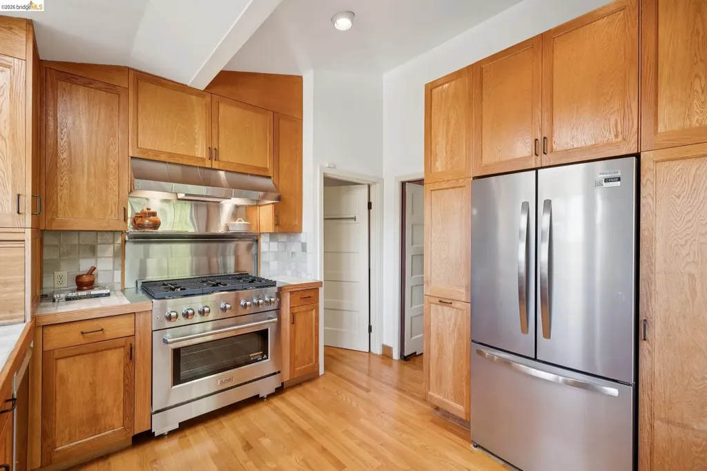 706 Hilldale Avenue Berkeley CA 94708