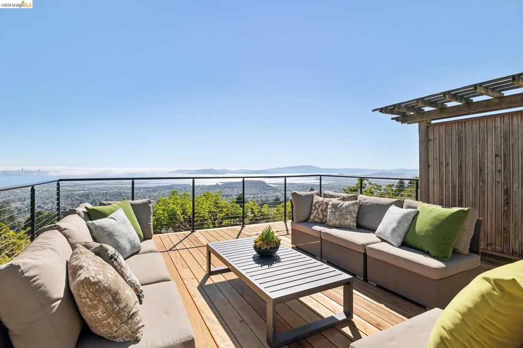 706 Hilldale Avenue Berkeley CA 94708