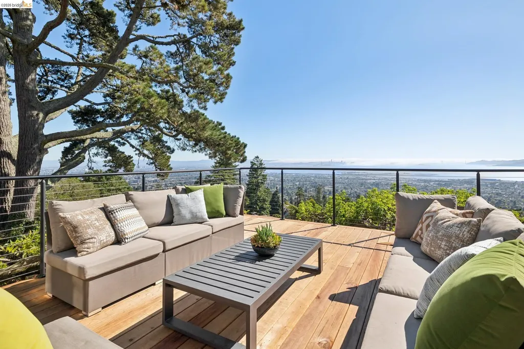 706 Hilldale Avenue Berkeley CA 94708