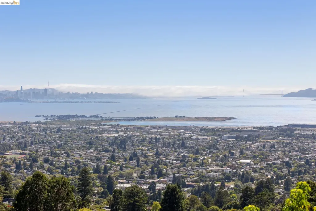 706 Hilldale Avenue Berkeley CA 94708