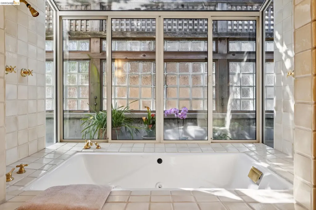 706 Hilldale Avenue Berkeley CA 94708