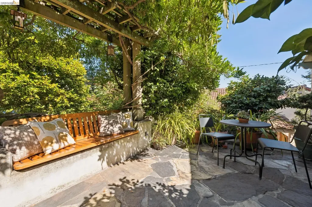 706 Hilldale Avenue Berkeley CA 94708